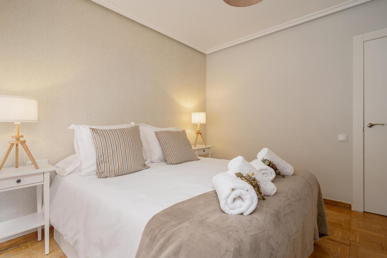 Apartamento Tres Mares Gijón Exterior foto