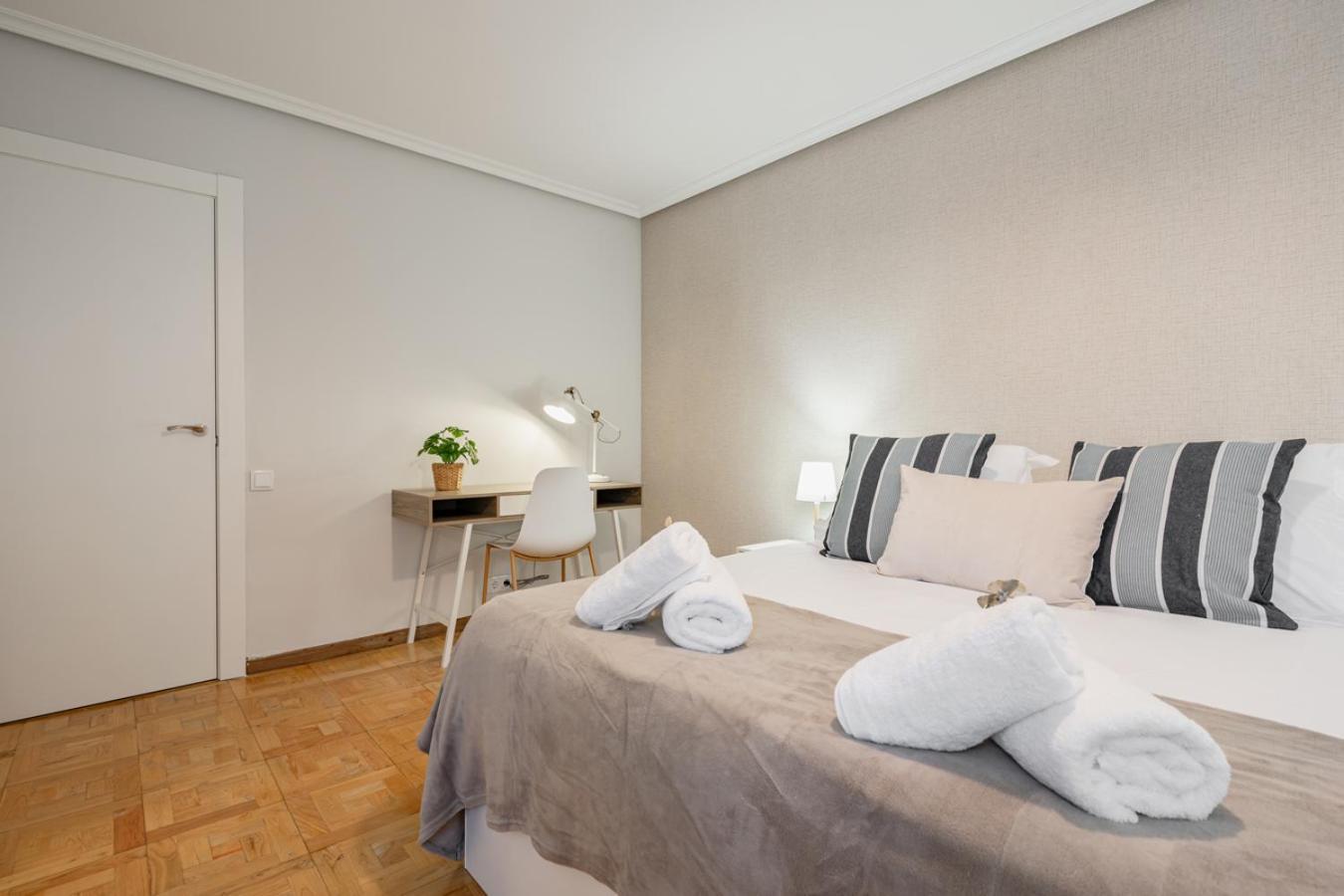 Apartamento Tres Mares Gijón Exterior foto